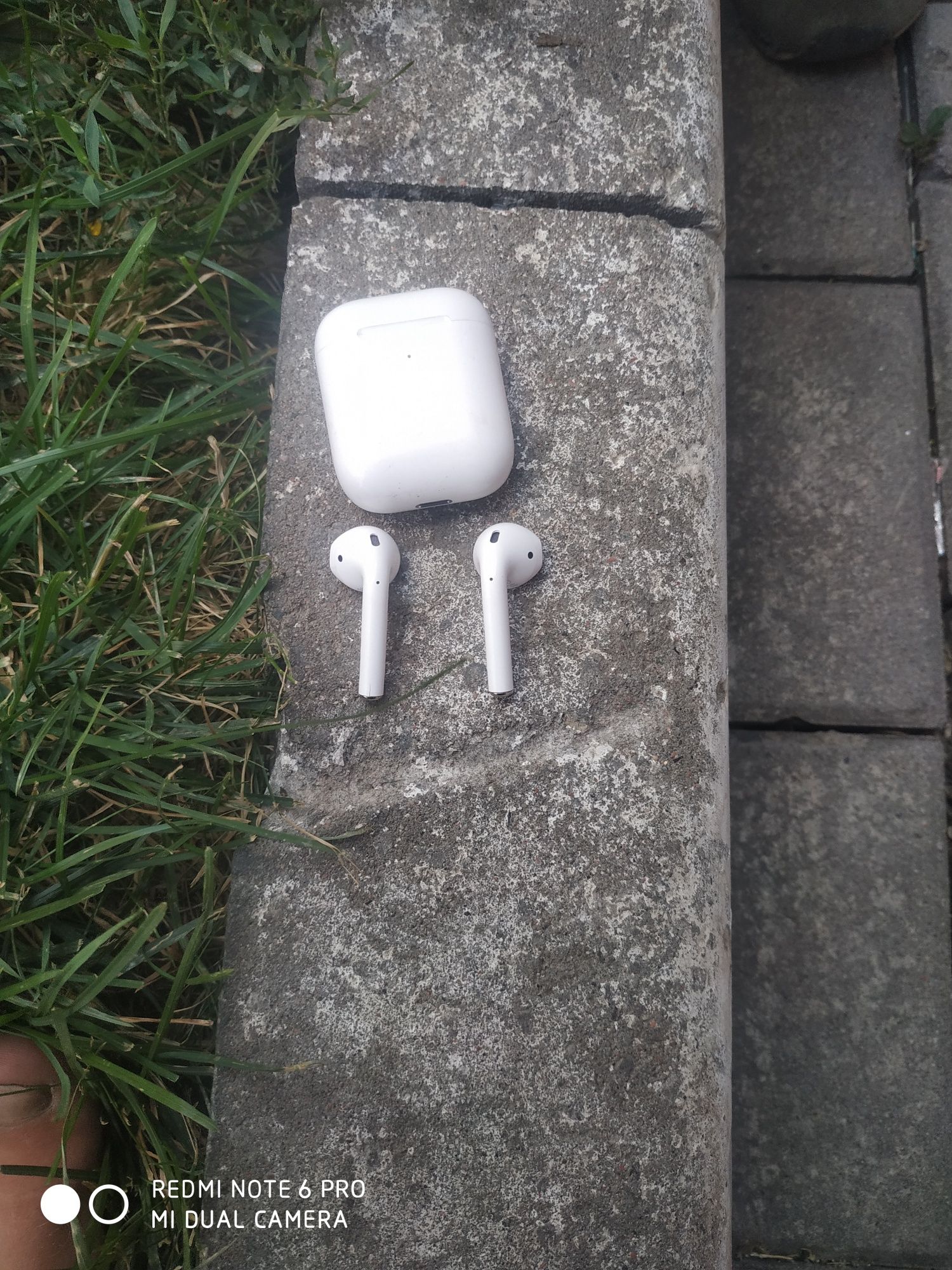 Арподс

Bluetooth гарнитура Apple AirPods (2019) with Арподс  AirPods