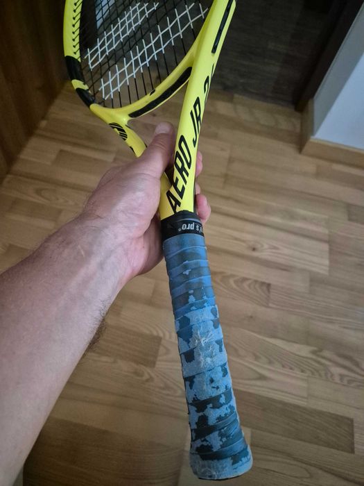 OCAZIE - rachetă de tenis pentru copii BABOLAT Aero JR26
