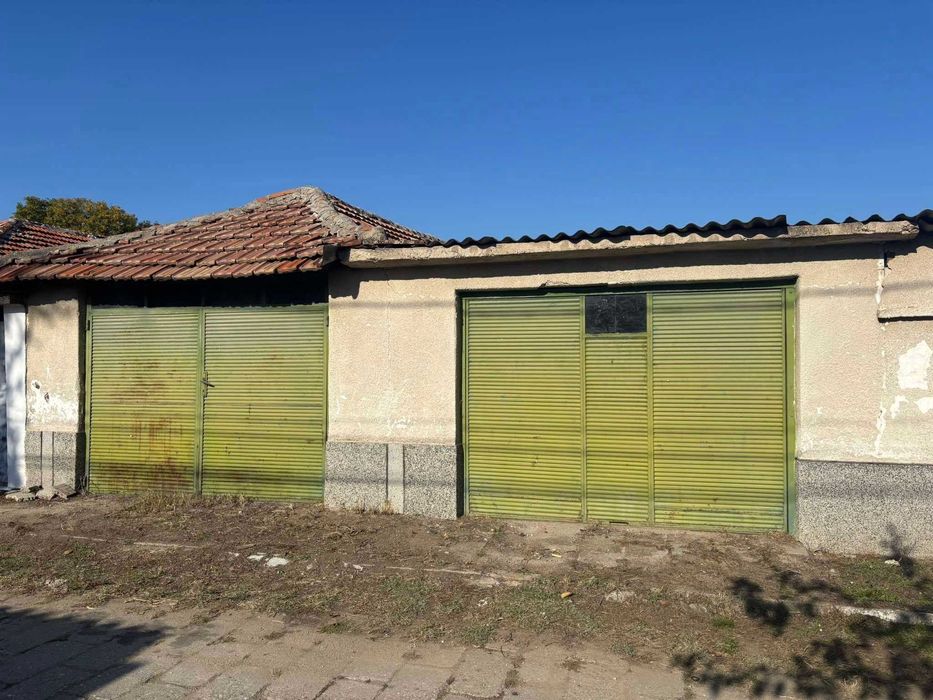 Ексклузивно! Двуетажна къща в село Дълбок Извор, община Първомай