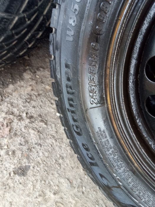 Anvelope iarna/vara cu jenti metal