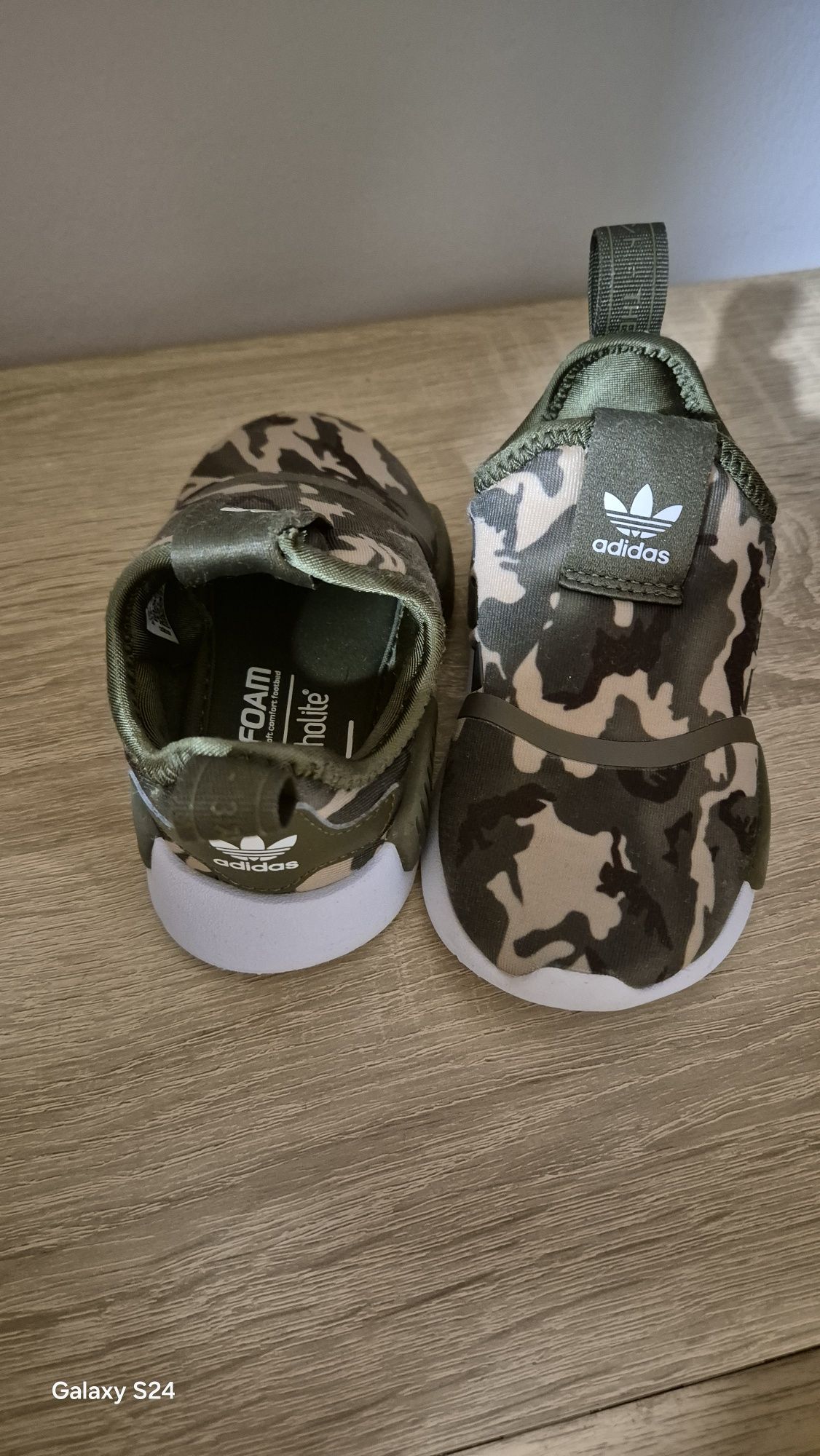 Compleu+adidasi originali