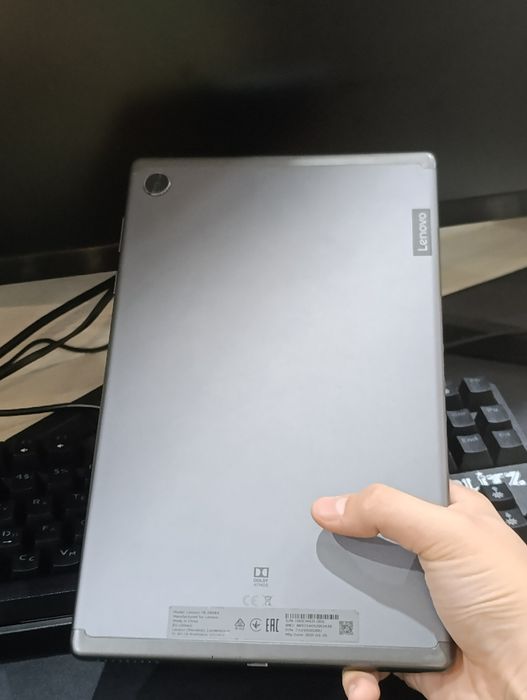 Lenovo Tab M10 X606X 2/32 ГБ, полностью рабочий