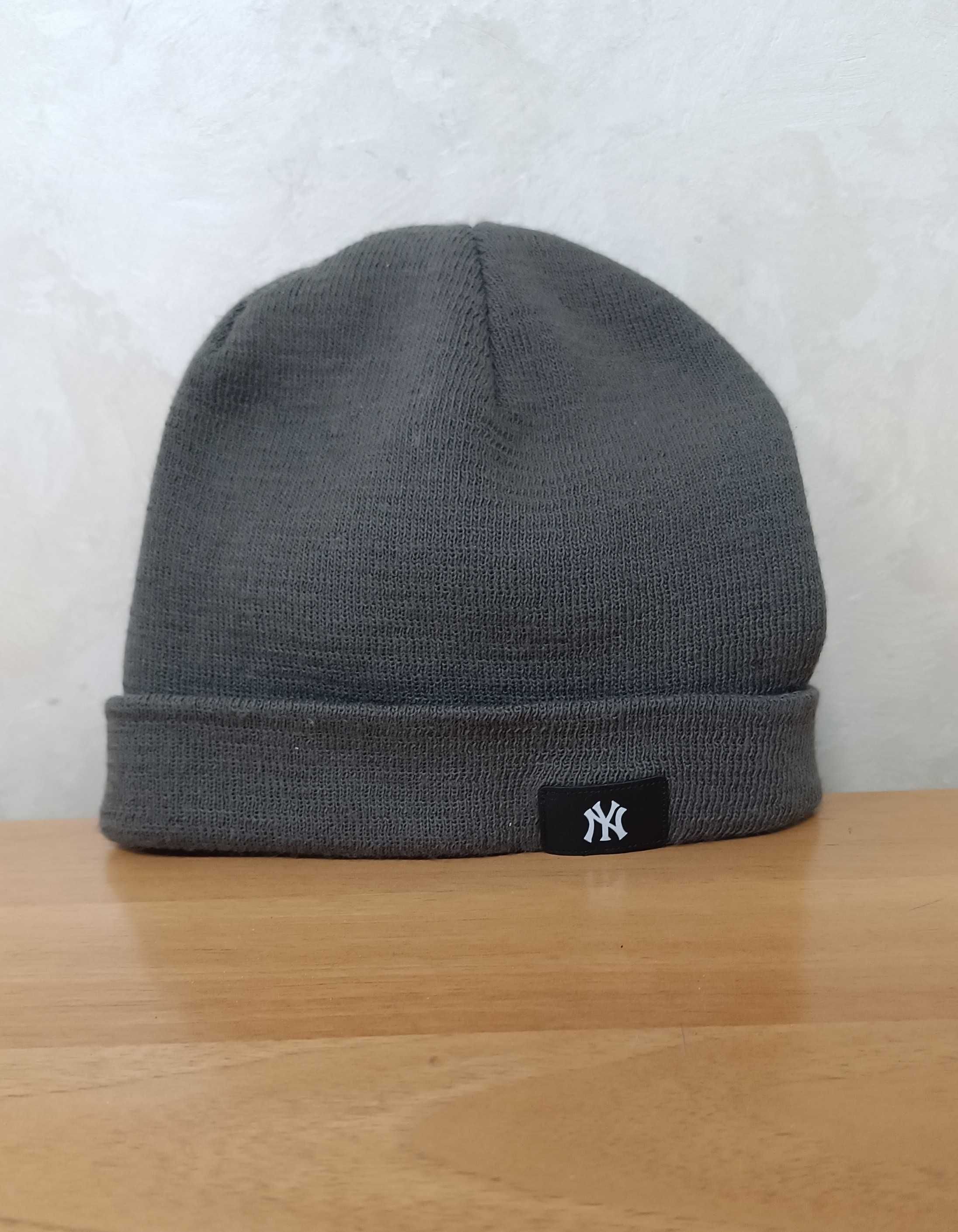 New Era-Много Запазена