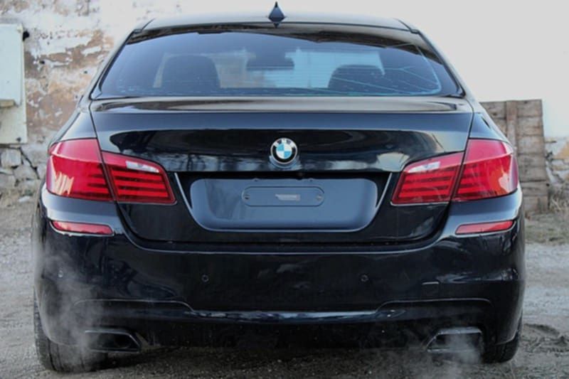 Продавам BMW 550i