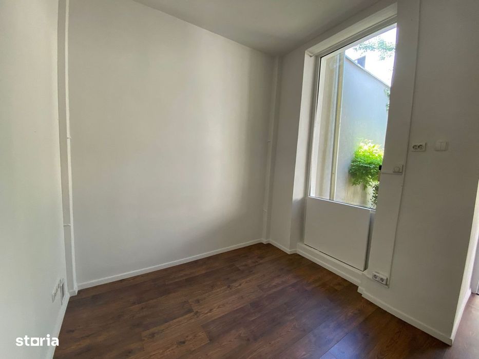 SPatiu de birou central Piata Muzeului 14 mp