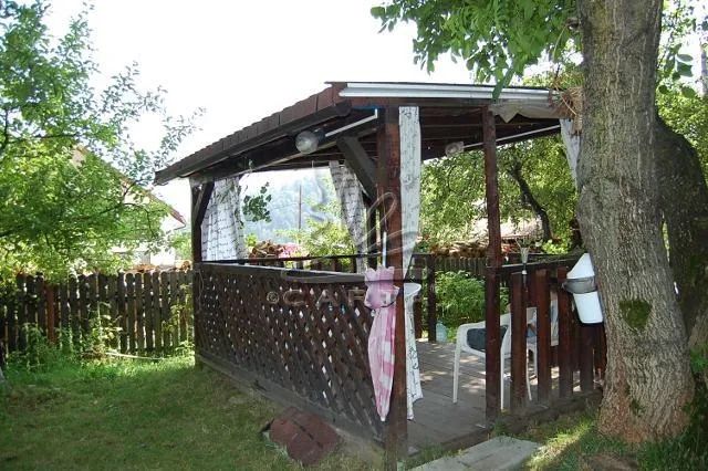 CRACIUN 2025 Moieciu , inchiriez  4 camere + living cu bucatarie