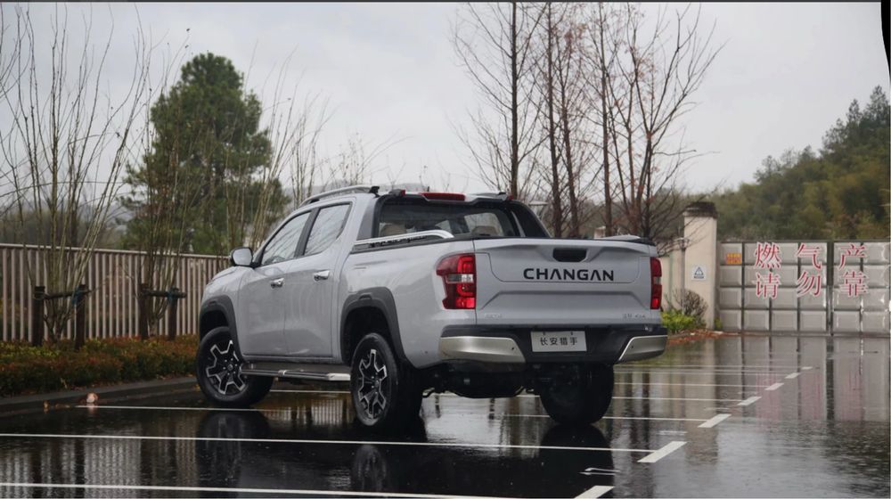 Пикап Changan Hunter 2,0T Бензиновый