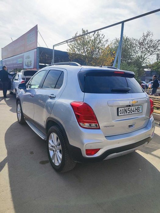 Tracker 1 Primer 12500$