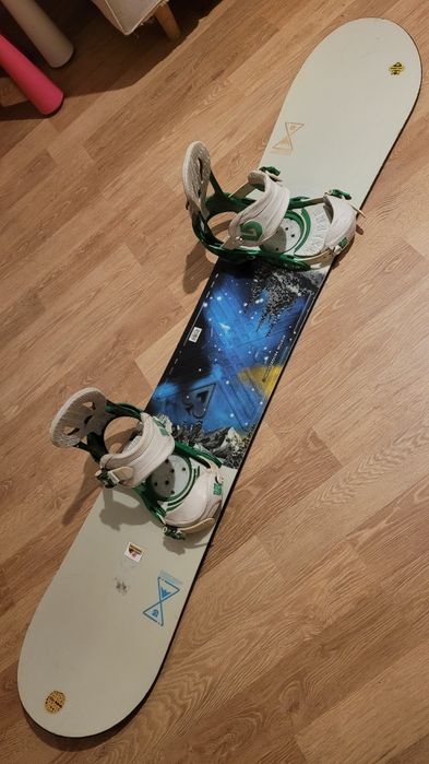 Placa snowboard Burton 157 cu legături Burton Cartel