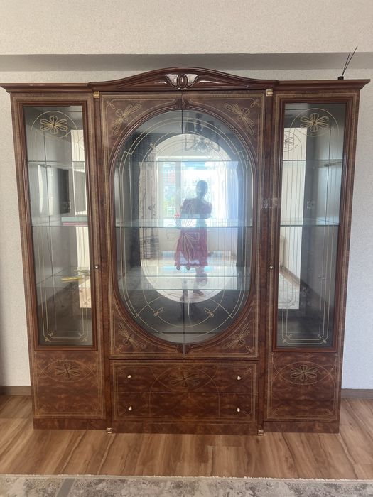 Продам шкаф