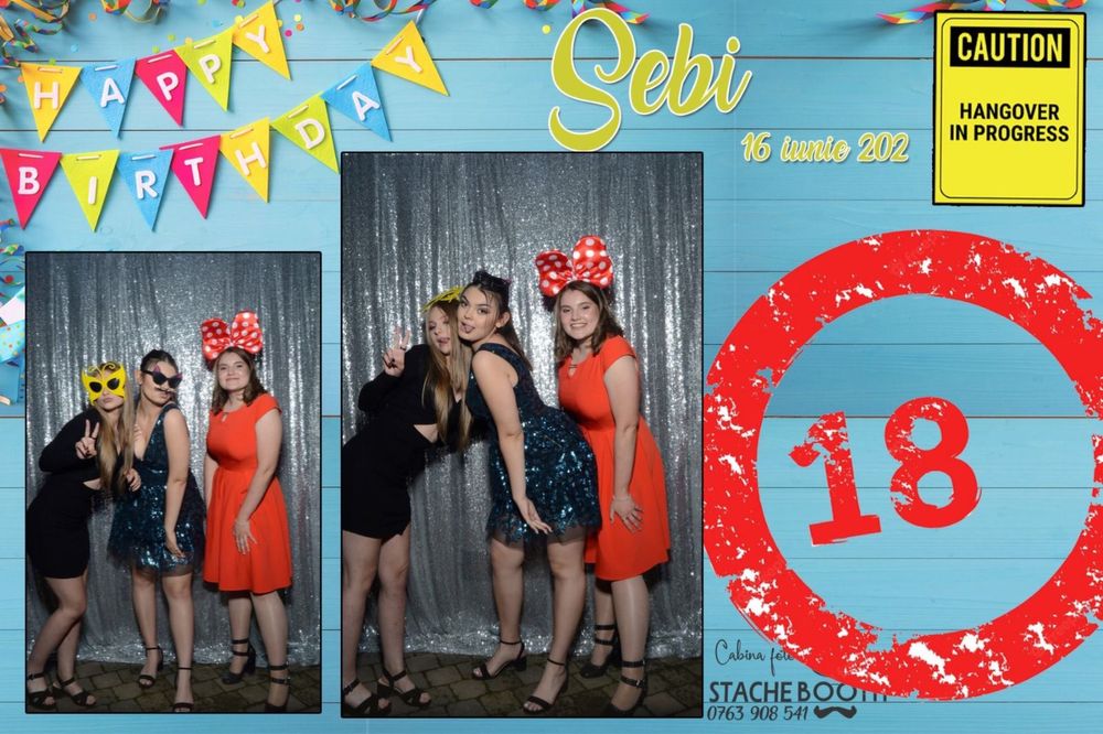 Eveniment-cabina foto-oglinda magica-fum greu-decor baloane