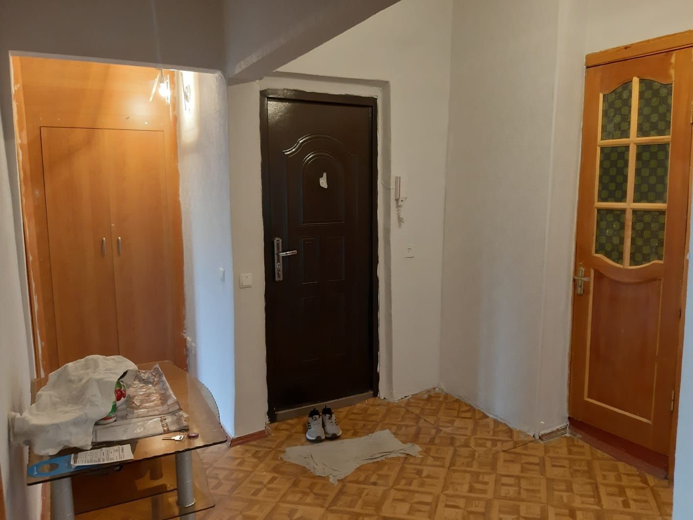4-комн., 10 мкр., 5 этаж (улучшенная, не угол)