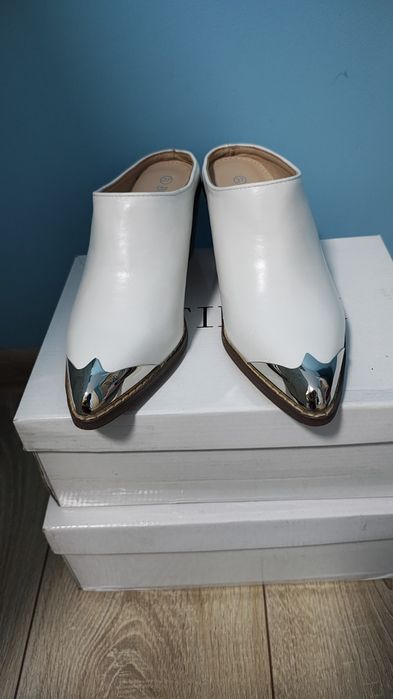 Дамско сабо 37 номер