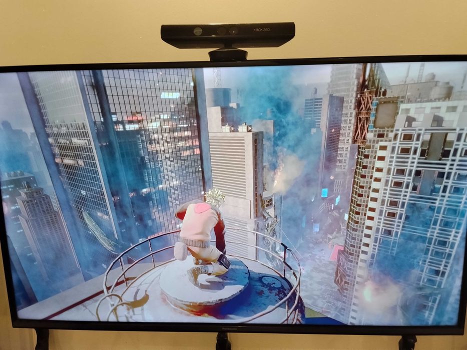 Ps4 Playstation4 IMPECABIL foarte putin folosit, doua manete si jocuri