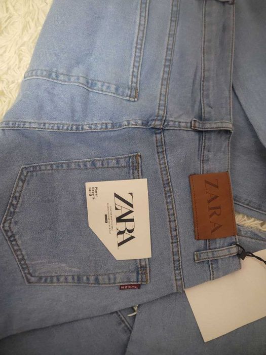 Турция в наличии мужские джинсы ZARA.