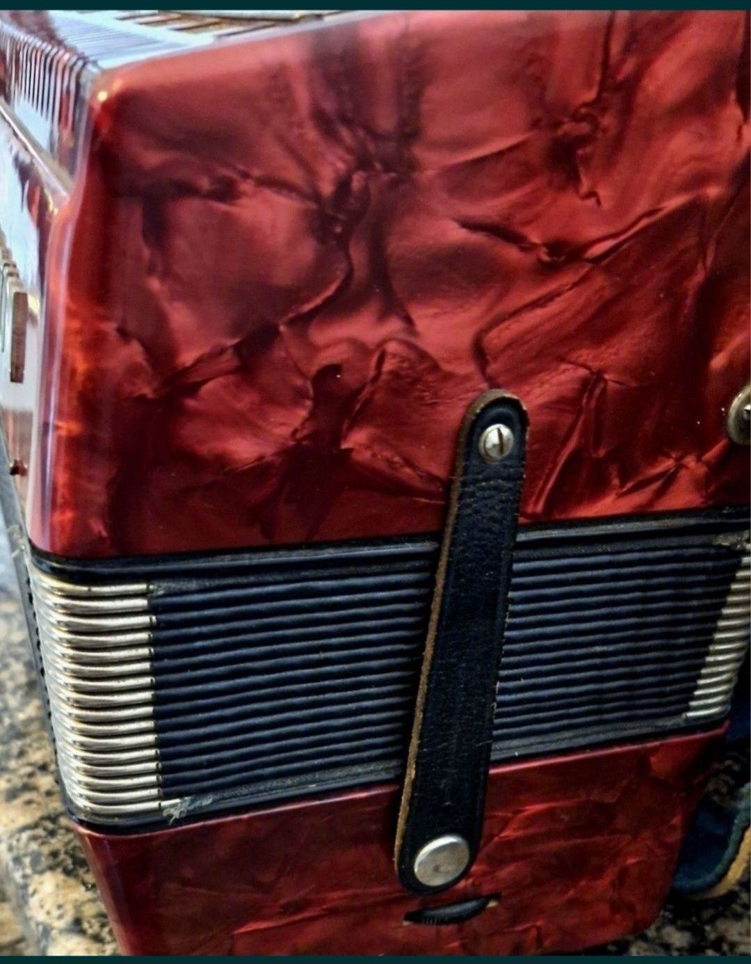 Acordeon Universum  48 basi
