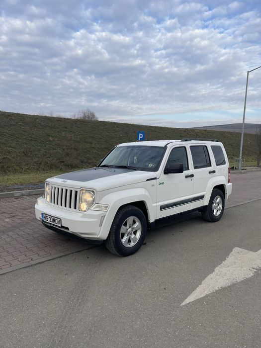 Jeep KK Cherokee