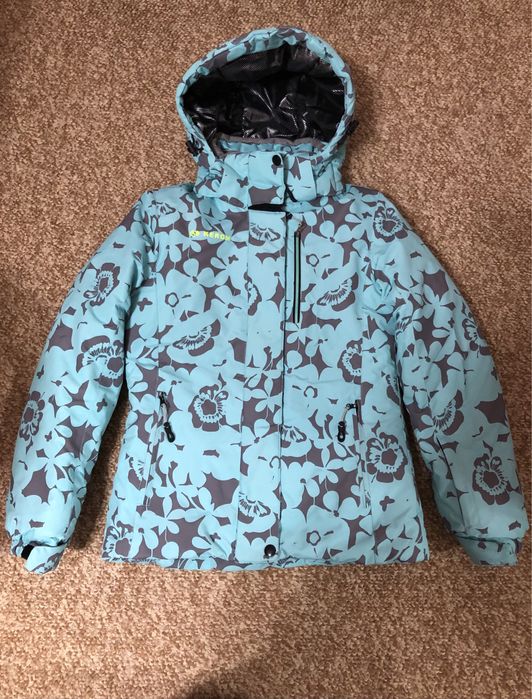 Зимний костюм отличный