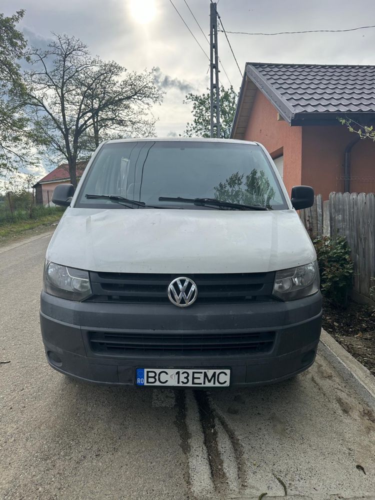 Vând VW Transporter 5