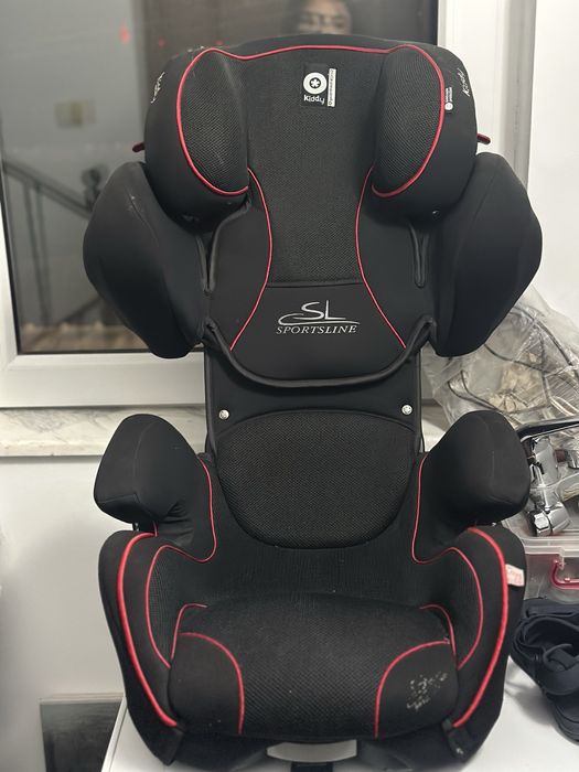 Детско столче за кола