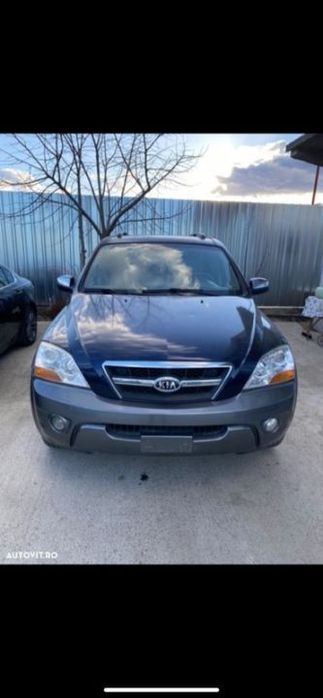 Dezmembrez Kia Sorento