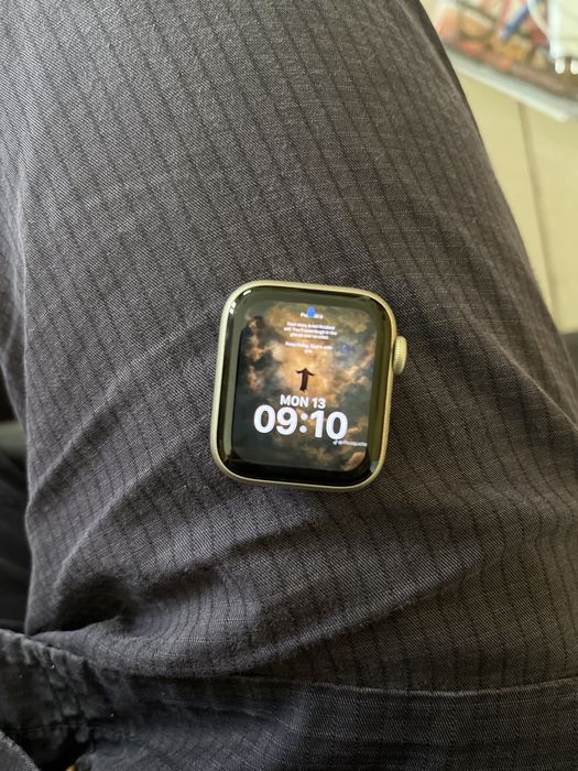Apple Watch. SE2