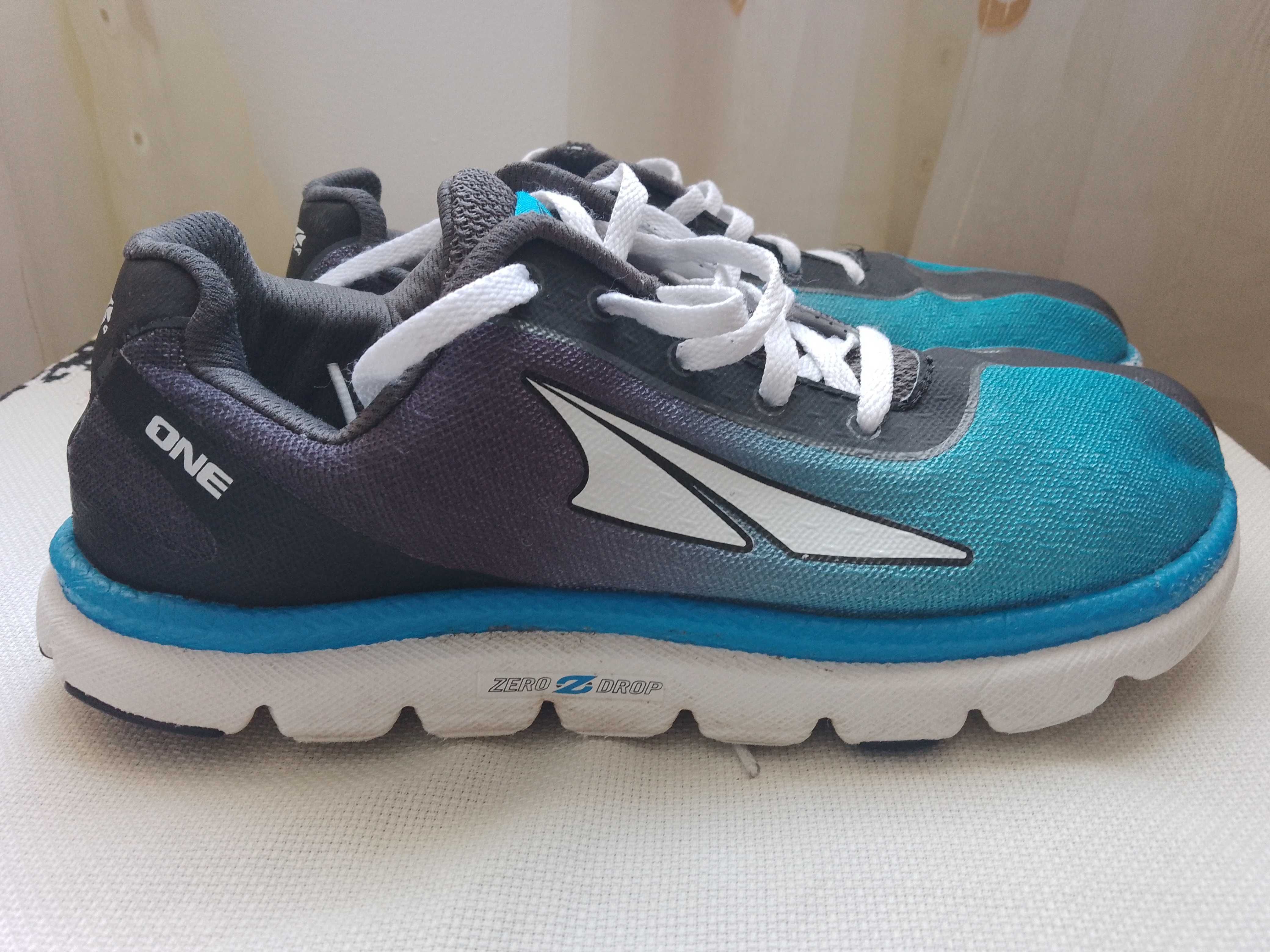 Altra zero drop Оригинални дамски маратонки