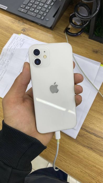 Iphone 12 oq rangi