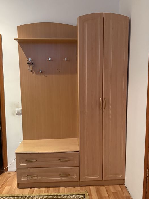 Прихожая б/у в хорошем состояний не дорого продам