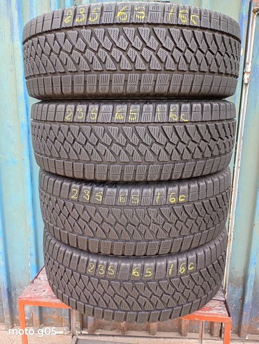 Anvelope iarna 235 65 16c Brigestone