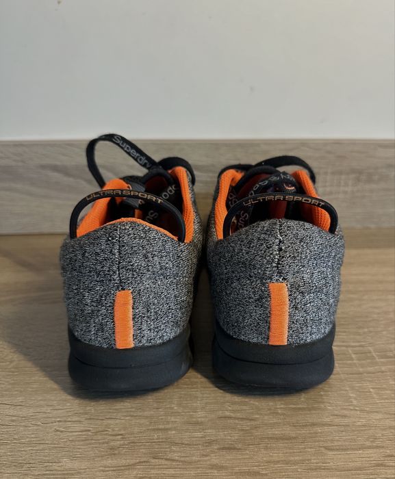 Сиви маратонки Superdry