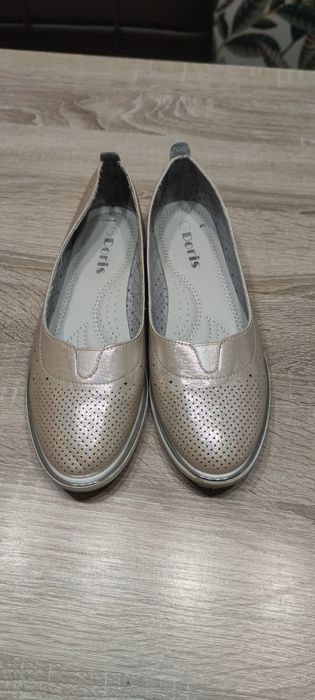 Продавам нови дамски обувки – 10 лв. за чифт