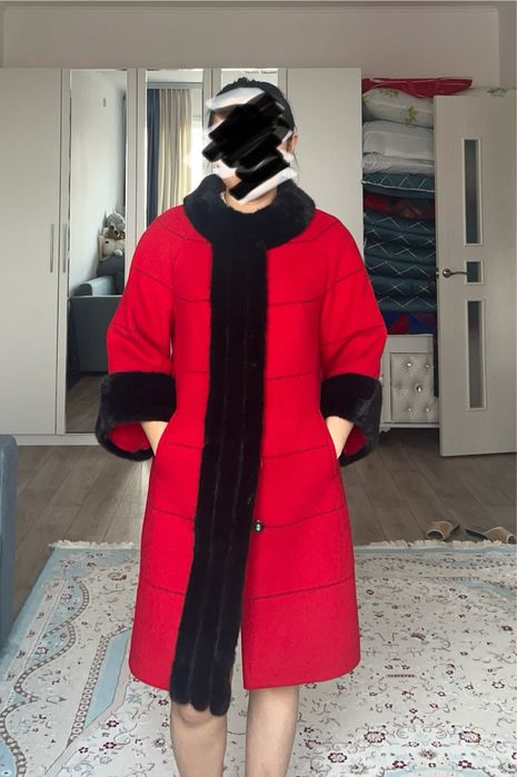 Пальто с норковыми вставками