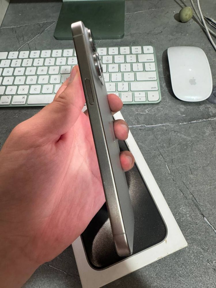 Iphone 15 pro max 256 gb ideal