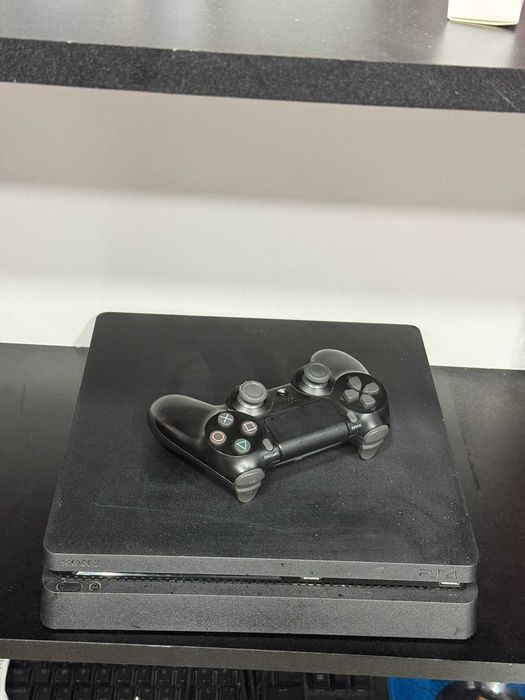 HOPE AMANET P2 - Playstation 4 Slim / 500GB /  Cu o maneta