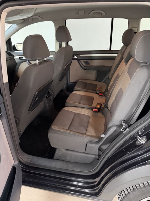 Vw Touran Cross AVARIAT