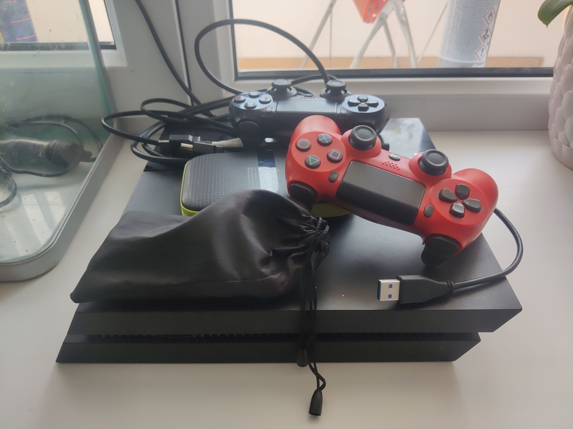 ps4 продается прошитая или на аренду срочно