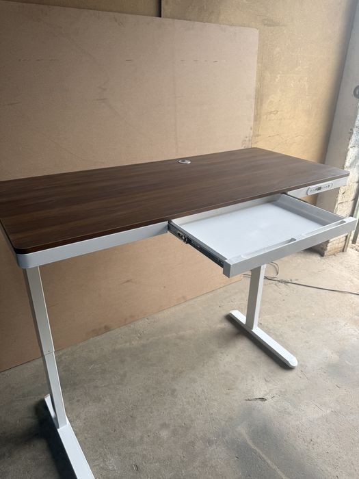 Mexanizimli kompyuter stoli — 140×60 sm