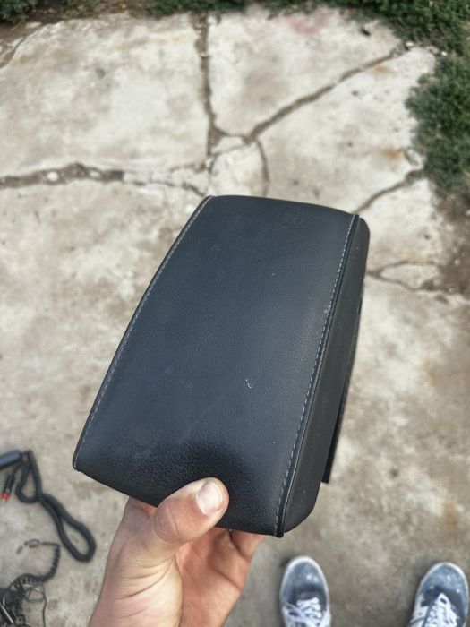 Подлакътник за Шкода Октавия 2 фейслифт