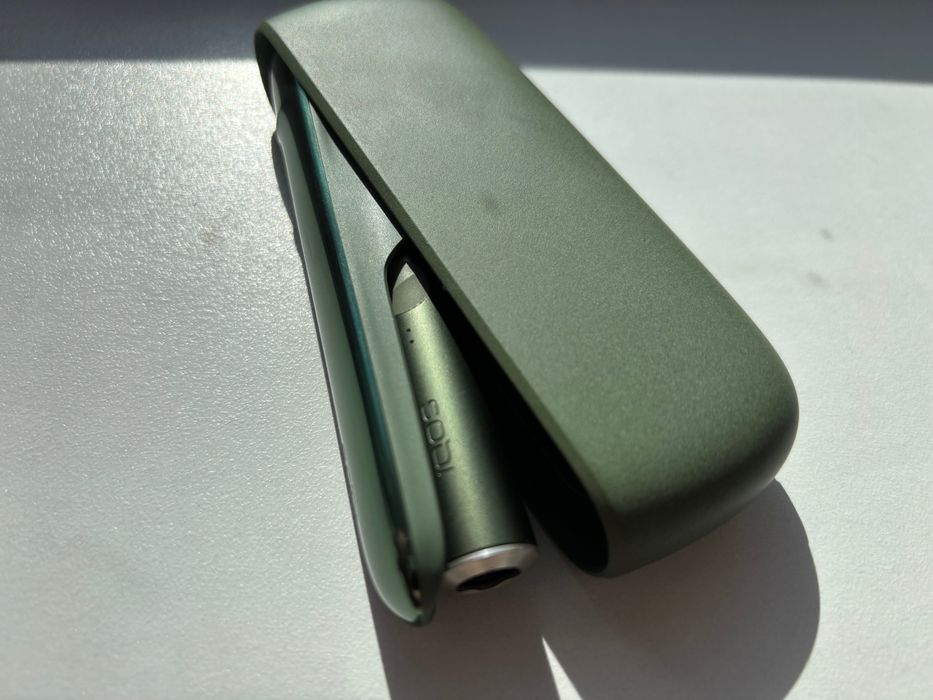 Iqos cu stick,fără zgârieturi