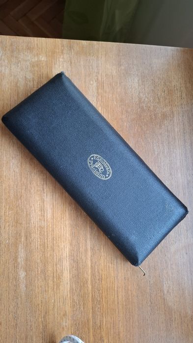 Комплект прецизни чертожни инструменти