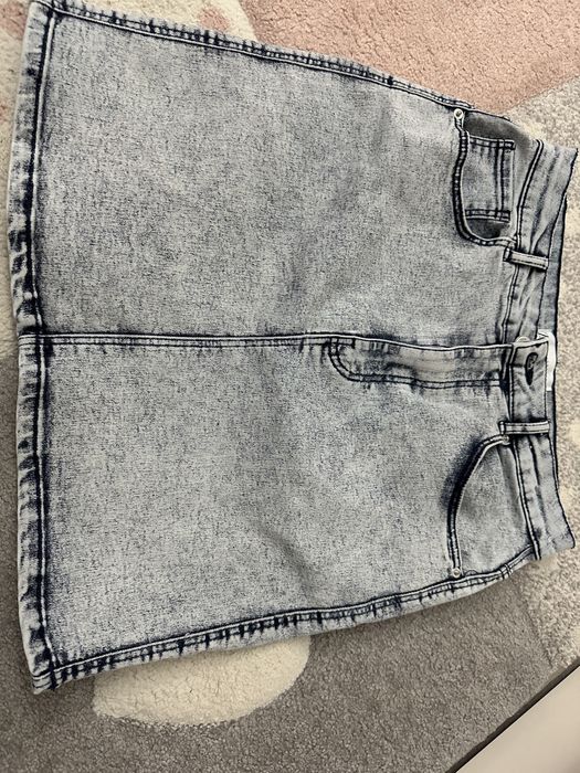 Fusta zara, marime m