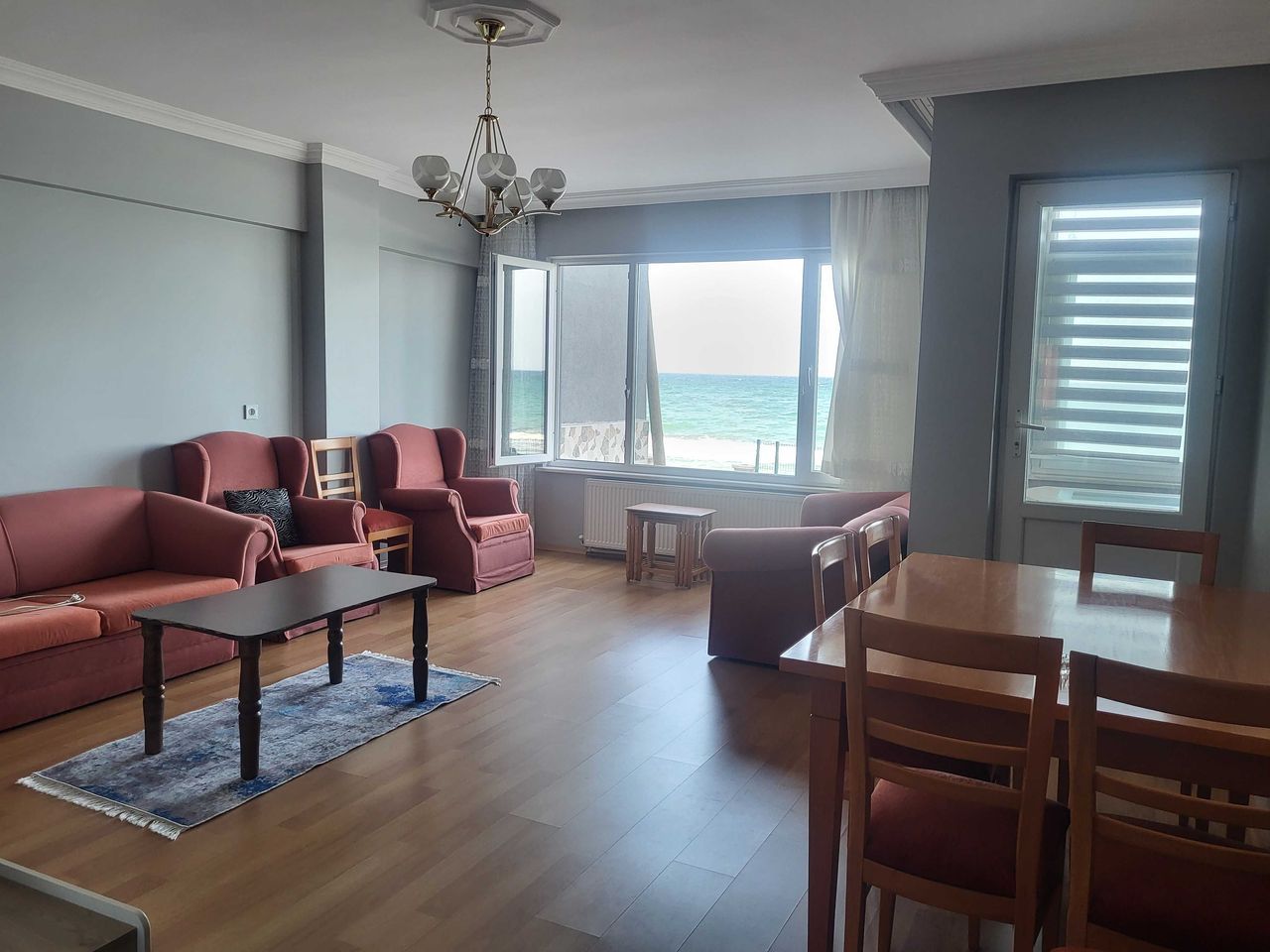 Продава се Четиристаен апартамент в Пловдив, Беломорски - 145 кв.м за 676 €/кв.м - Снимка #4