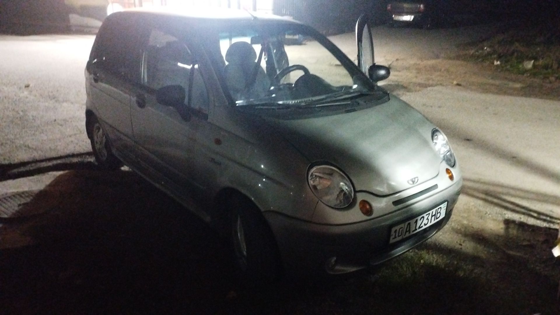 Матиз бест 2006 йил 2700 $