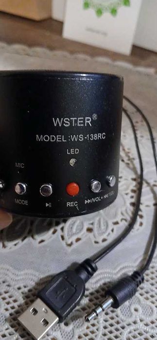 Портативната колонка WSTER Model WS-138RC, ползвана, в изправност