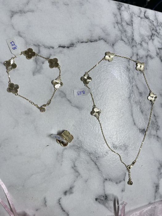 Aur 14kt model Van Cleef