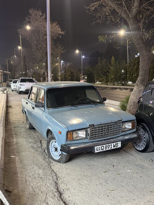 Vaz 2107 yaxsh holatda sotilda