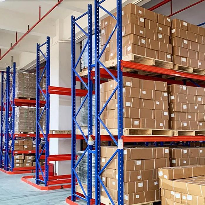 Rafturi metalice profesionale