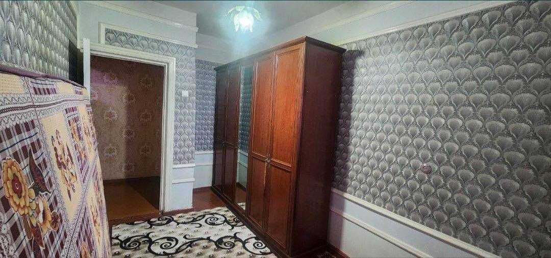 4 хоналик квартира 2 этаж кирпичный дом, 5 микр, мелодия