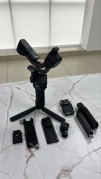 Продается стабилизатор dji rs3 combo